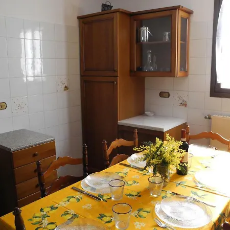 Amazing Casa Mari Pianello Del Lario